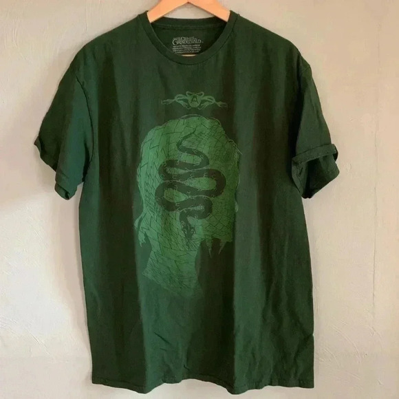 Crimes of Grindelwald Fantastic Beasts T shirt - Picture 1 of 3